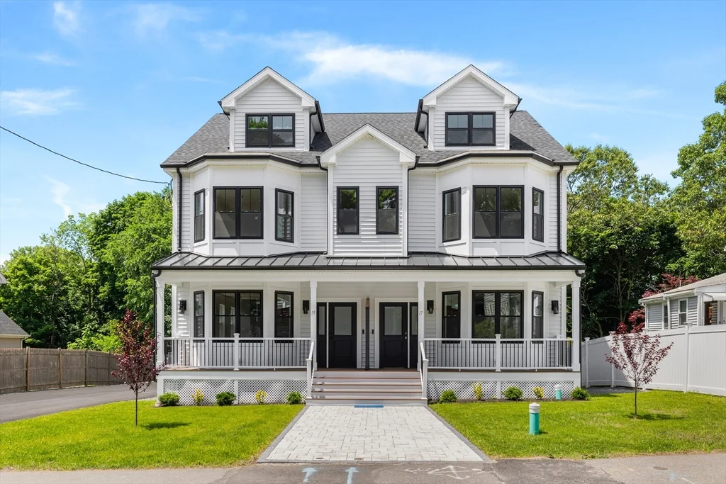 3 bed, 3 bath apartment for rent at 17 Maverick St Unit 17, Dedham — photo 1 of 36