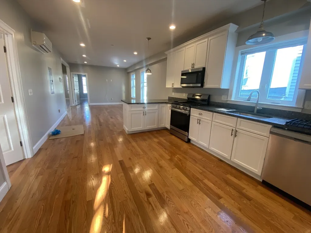 3 bed, 2 bath apartment for rent at 17 Maywood St Unit 3, Roxbury