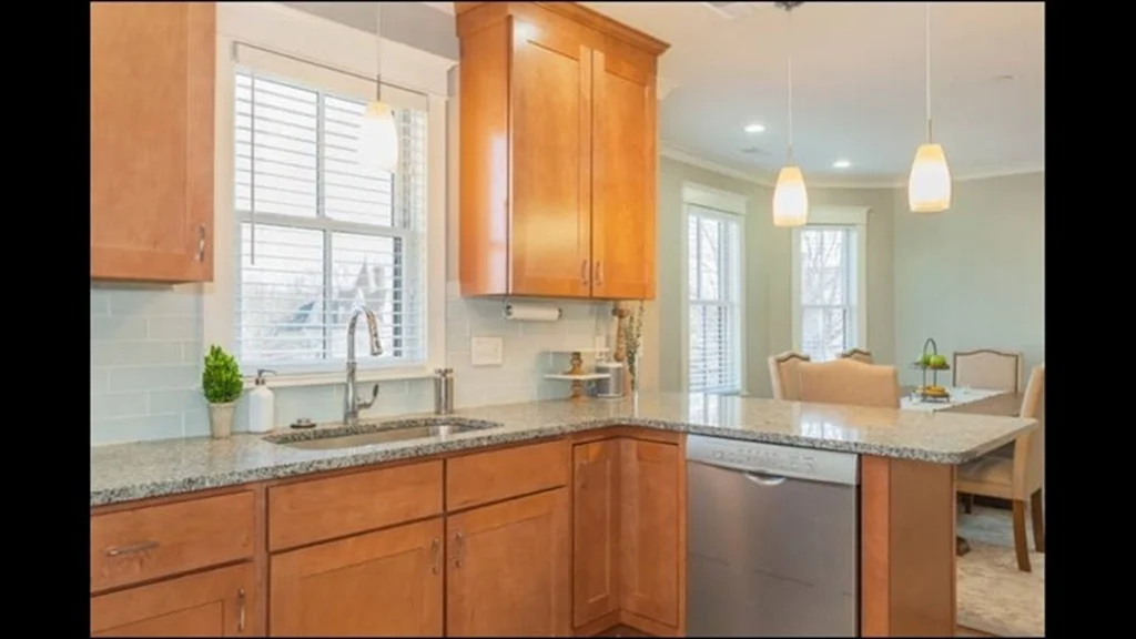 4 bed, 3.5 bath apartment for rent at 17 Meacham Rd Unit 1, North Cambridge — photo 9 of 10