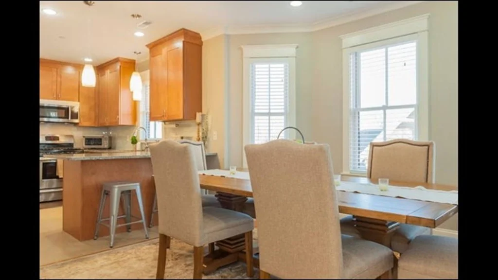 4 bed, 3.5 bath apartment for rent at 17 Meacham Rd Unit 1, North Cambridge