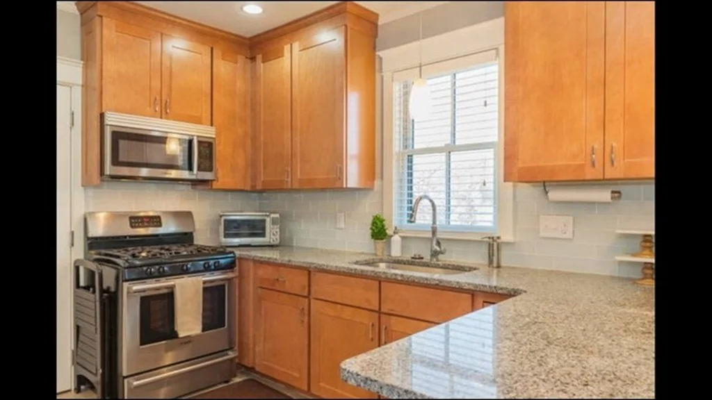 4 bed, 3.5 bath apartment for rent at 17 Meacham Rd Unit 1, North Cambridge — photo 8 of 10