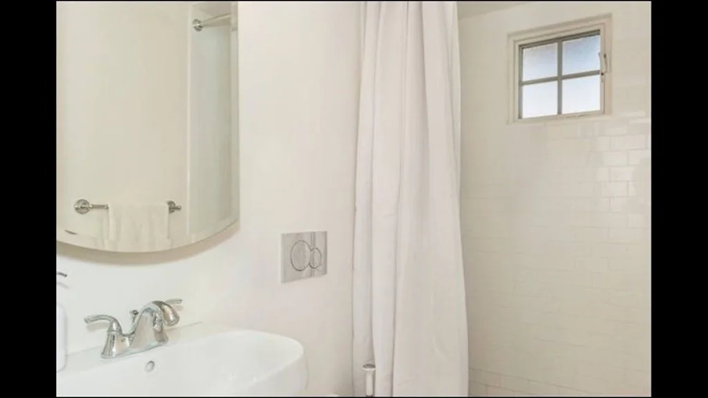 4 bed, 3.5 bath apartment for rent at 17 Meacham Rd Unit 1, North Cambridge — photo 6 of 10