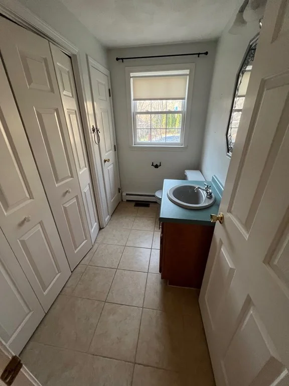 3 bed, 2 bath apartment for rent at 17 Millers Farm Rd, Billerica — photo 9 of 23