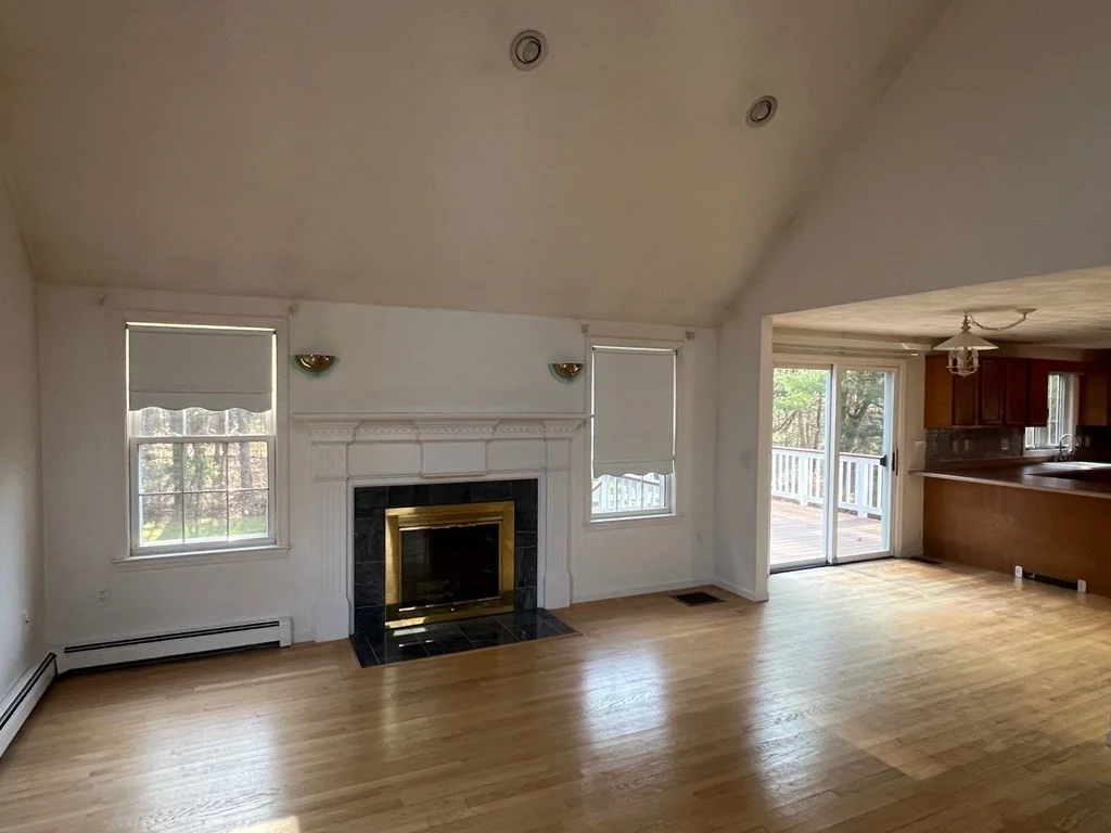 3 bed, 2 bath apartment for rent at 17 Millers Farm Rd, Billerica — photo 3 of 23