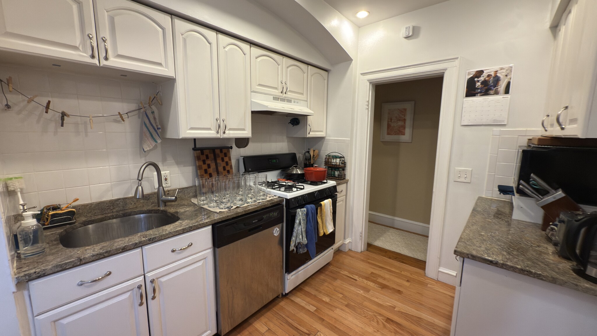 2 bed, 1 bath apartment for rent at 17 Monmouth Ct Unit 1, Longwood — photo 7 of 20