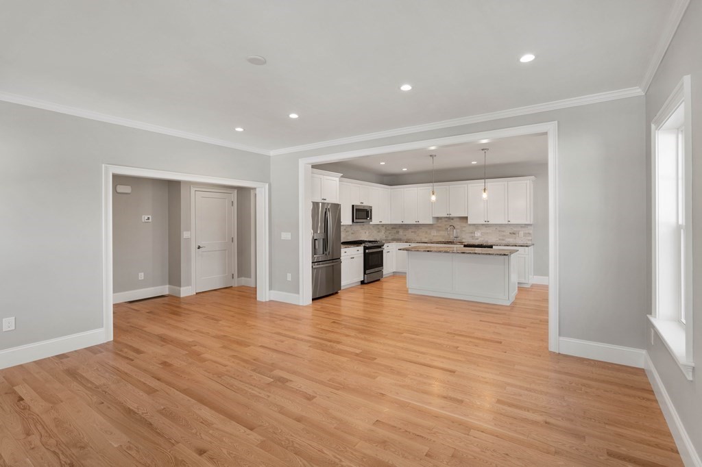 3 bed, 2 bath apartment for rent at 17 Monroe St Unit 17, Norwood — photo 9 of 36