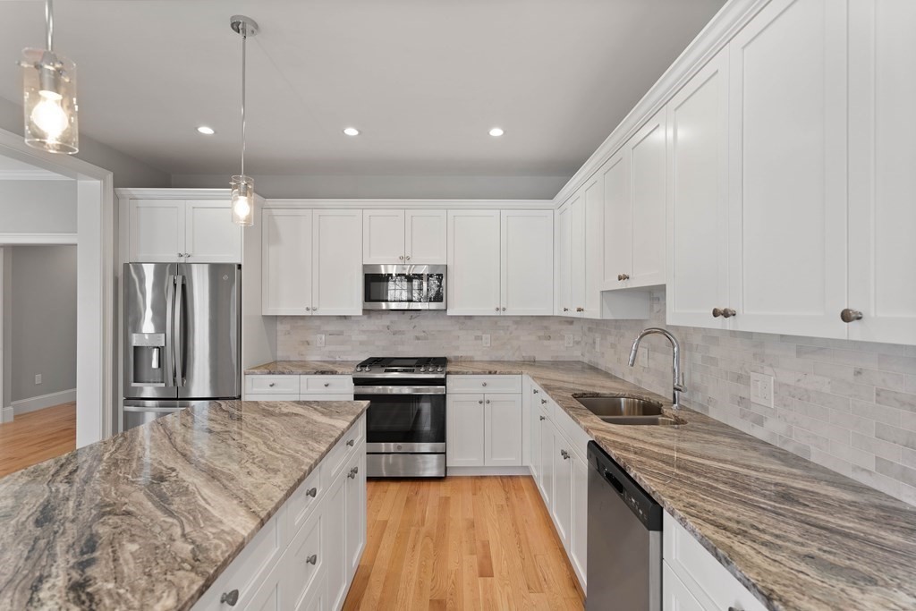 3 bed, 2 bath apartment for rent at 17 Monroe St Unit 17, Norwood — photo 6 of 36