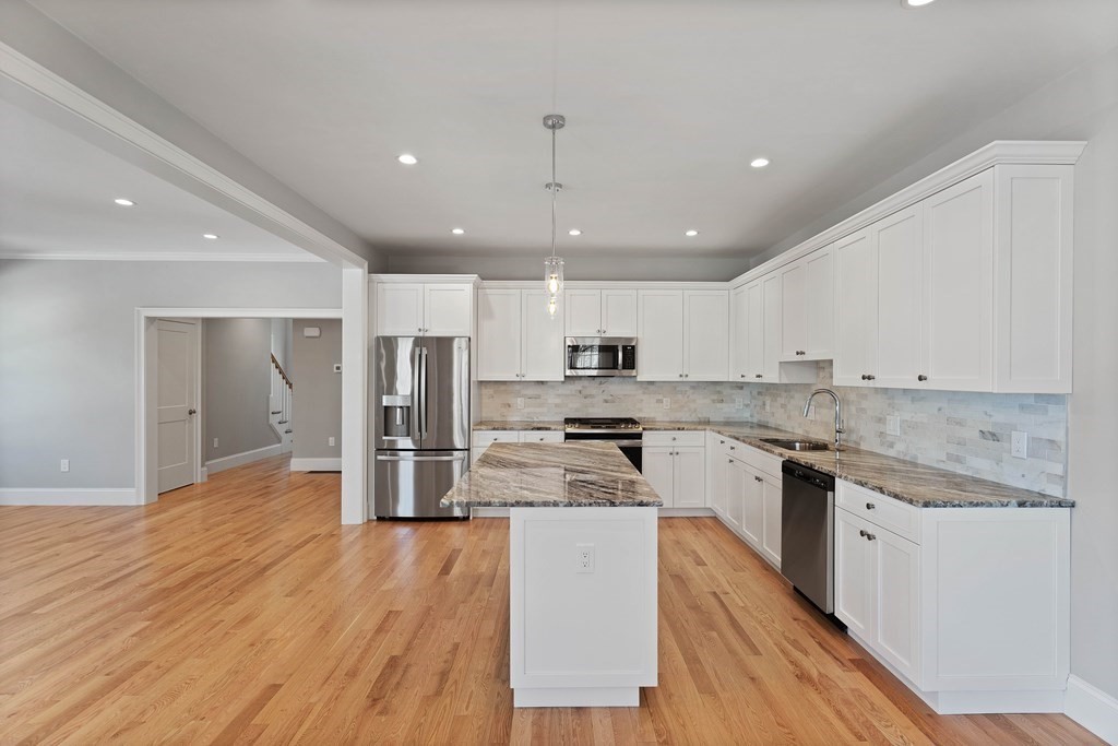 3 bed, 2 bath apartment for rent at 17 Monroe St Unit 17, Norwood — photo 2 of 36