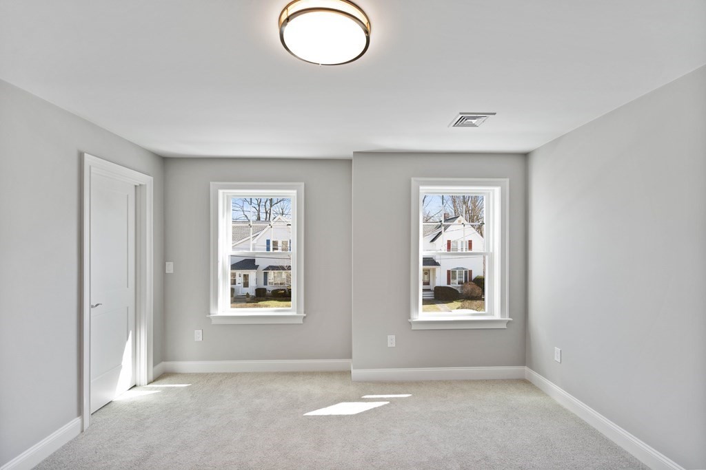 3 bed, 2 bath apartment for rent at 17 Monroe St Unit 17, Norwood — photo 29 of 36