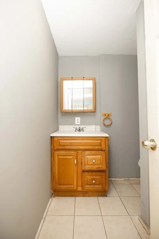 2 bed, 1 bath apartment for rent at 17 Montague St Unit B, Worcester — photo 5 of 9