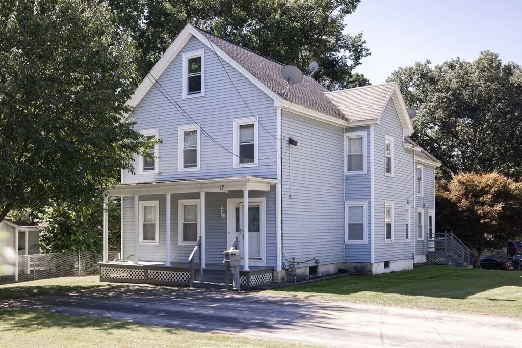 2 bed, 1 bath apartment for rent at 17 Montague St Unit B, Worcester — photo 1 of 9