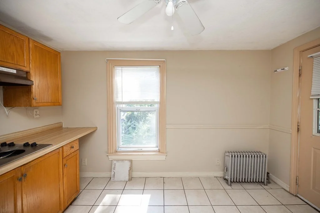 2 bed, 1 bath apartment for rent at 17 Montague St Unit B, Worcester — photo 6 of 9