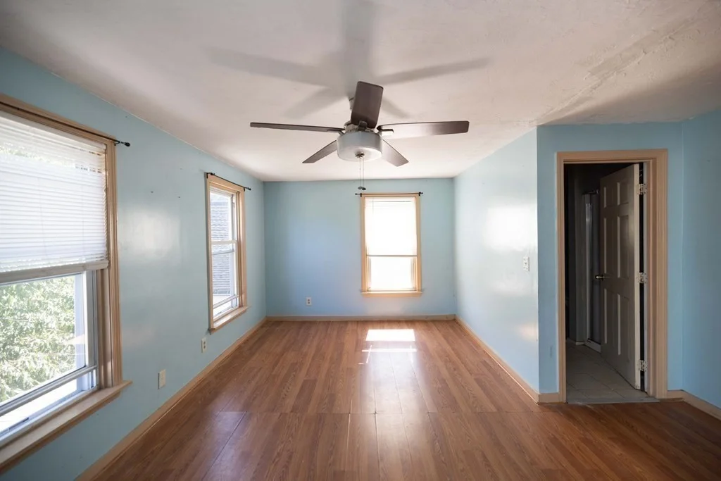2 bed, 1 bath apartment for rent at 17 Montague St Unit B, Worcester — photo 3 of 9