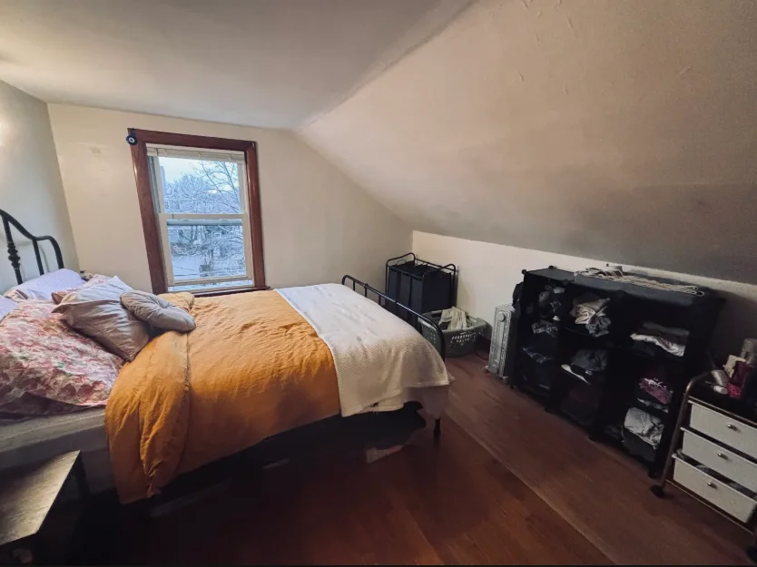 3 bed, 1 bath apartment for rent at 17 Montgomery St Unit 2, North Cambridge — photo 10 of 16