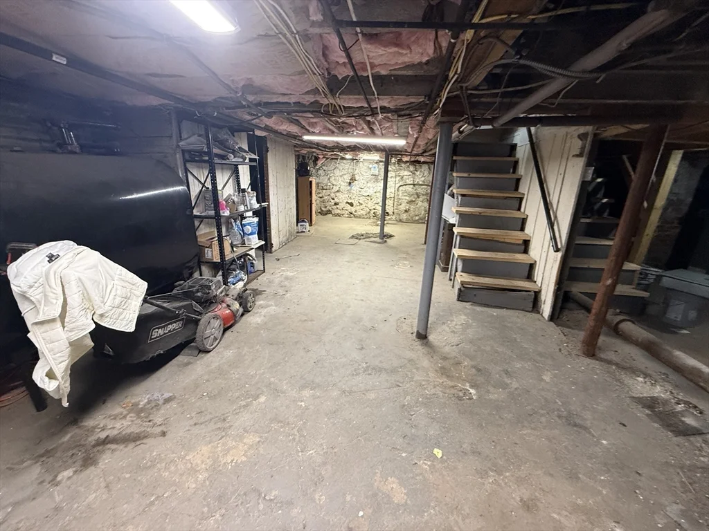 2 bed, 1 bath apartment for rent at 17 Moraine Pl Unit 17, Brockton — photo 15 of 15