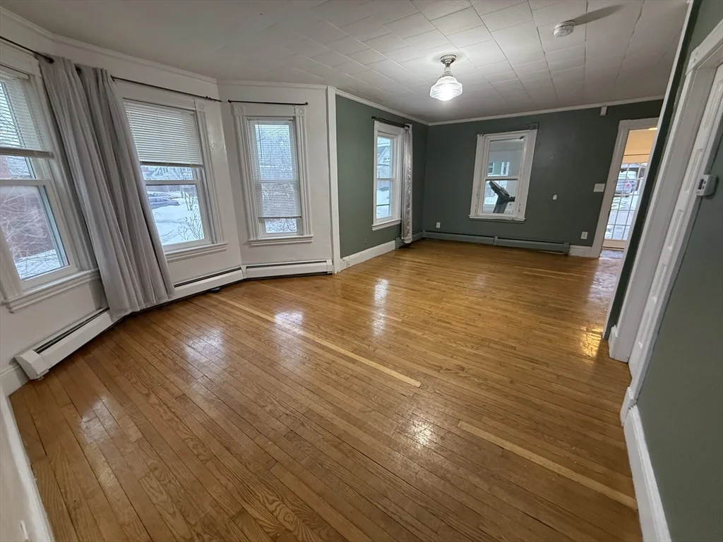 2 bed, 1 bath apartment for rent at 17 Moraine Pl Unit 17, Brockton — photo 3 of 15
