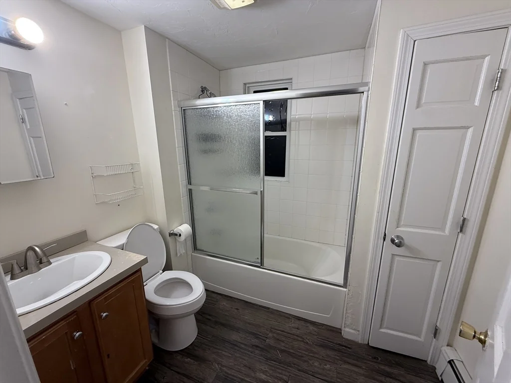 2 bed, 1 bath apartment for rent at 17 Moraine Pl Unit 17, Brockton — photo 10 of 15