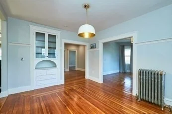 3 bed, 1 bath apartment for rent at 17 Mount Ida Rd Unit 2, Dorchester — photo 2 of 9