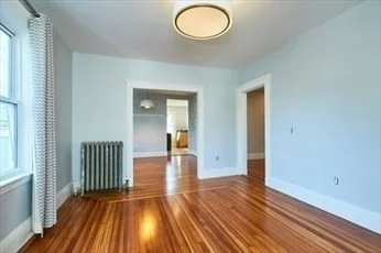 3 bed, 1 bath apartment for rent at 17 Mount Ida Rd Unit 2, Dorchester — photo 6 of 9