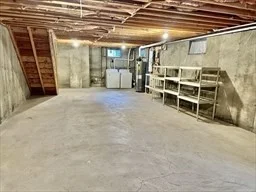 3 bed, 2 bath apartment for rent at 17 Myrtle St Unit 1, Watertown — photo 10 of 11