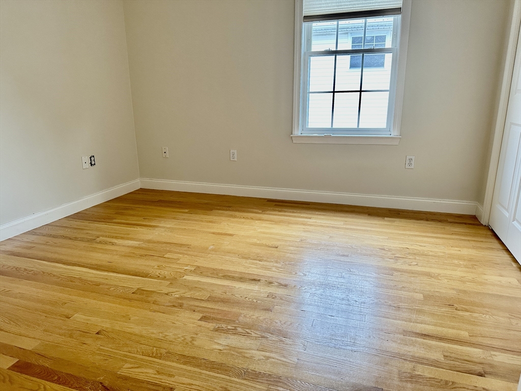 3 bed, 2 bath apartment for rent at 17 Myrtle St Unit 17, Watertown — photo 9 of 11