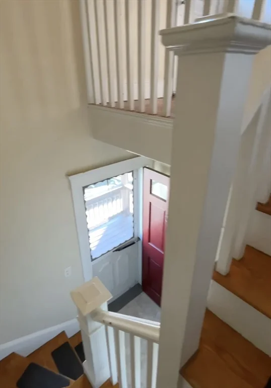 3 bed, 1 bath apartment for rent at 17 Oakland Unit 17, Watertown — photo 2 of 22