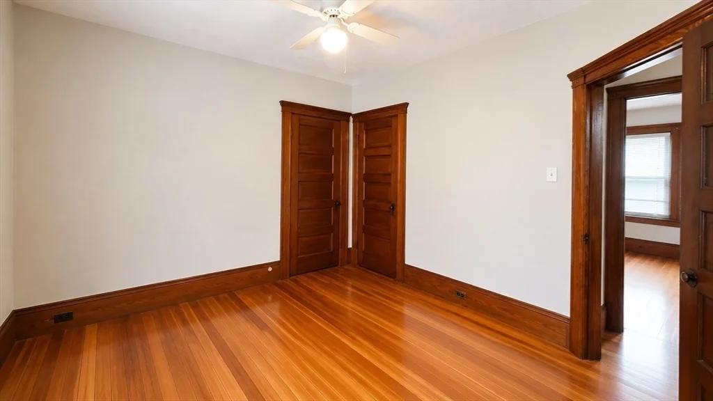 3 bed, 1 bath apartment for rent at 17 Oakledge Unit 2, Arlington — photo 15 of 24