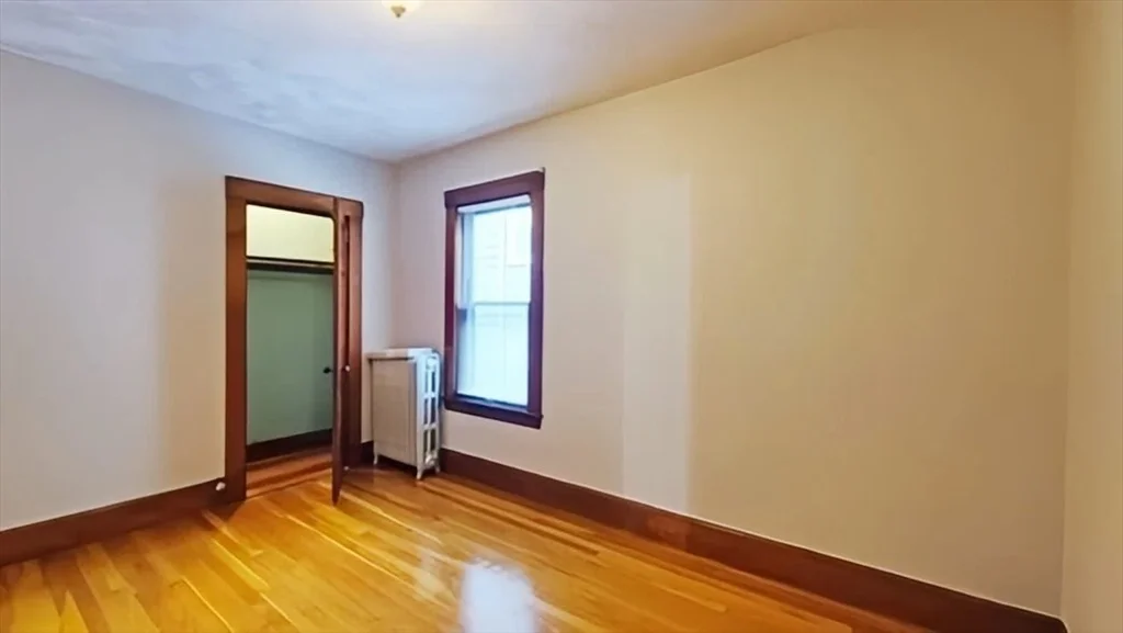 3 bed, 1 bath apartment for rent at 17 Oakledge Unit 2, Arlington — photo 13 of 24