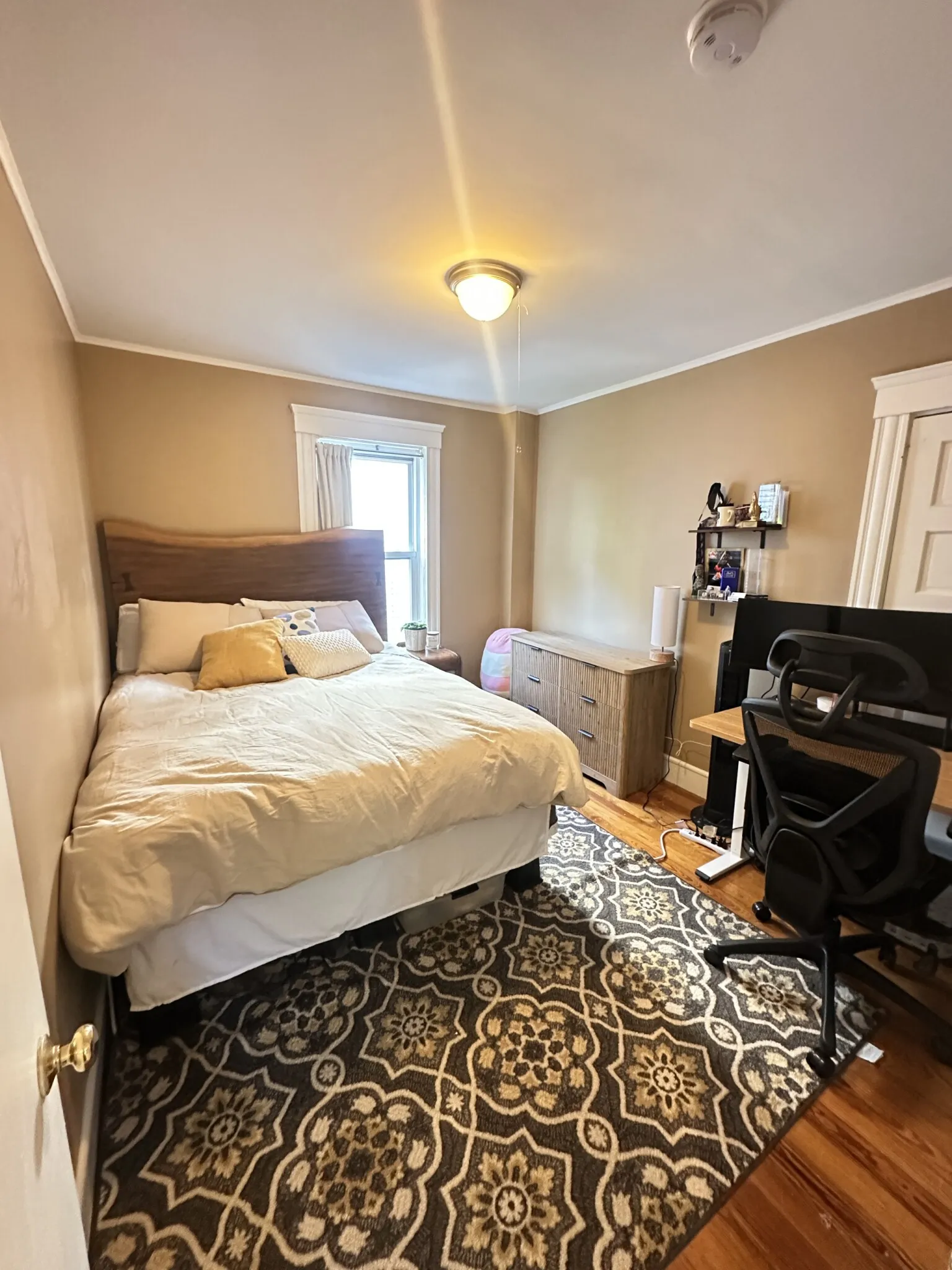 2 bed, 1 bath apartment for rent at 17 Orrin St Unit 2, Neighborhood Nine — photo 9 of 17