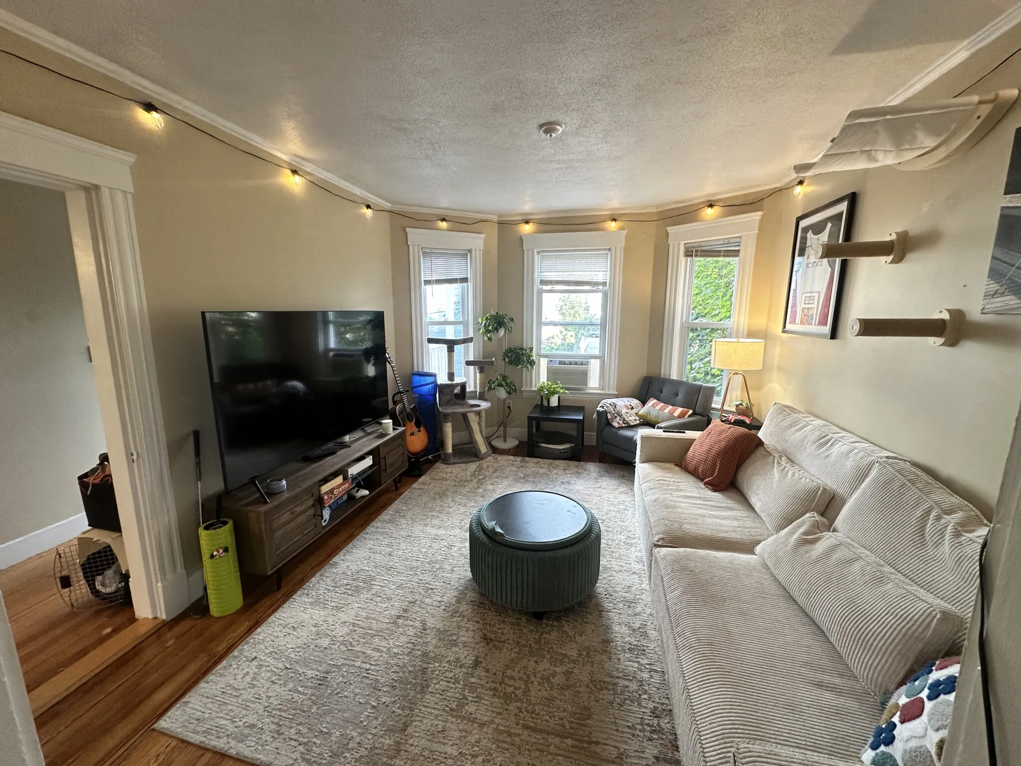 2 bed, 1 bath apartment for rent at 17 Orrin St Unit 2, Neighborhood Nine — photo 3 of 17