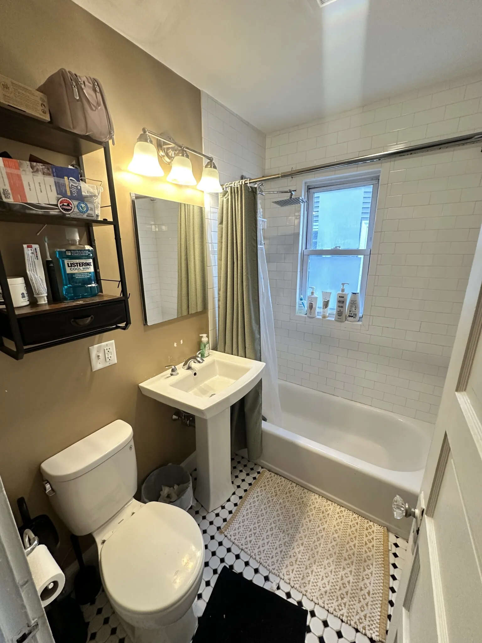 2 bed, 1 bath apartment for rent at 17 Orrin St Unit 2, Neighborhood Nine — photo 12 of 17