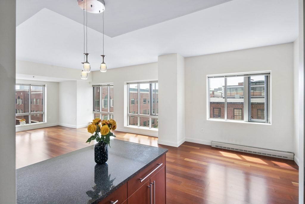 2 bed, 2 bath apartment for rent at 17 Otis St Unit 502, East Cambridge — photo 3 of 27