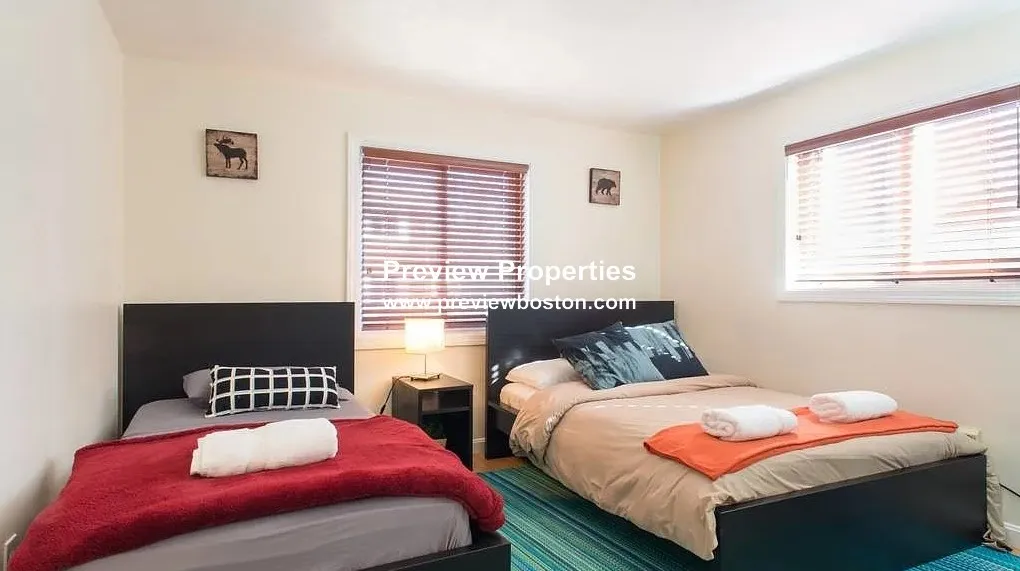 2 bed, 1 bath apartment for rent at 17 Oxford Circle Unit P, Belmont — photo 8 of 11