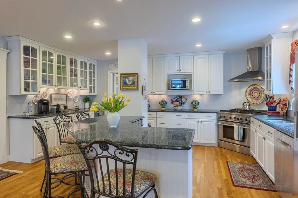1 bed, 3 bath apartment for rent at 17 Park St Unit 1, Pepperell — photo 2 of 7