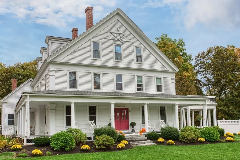 1 bed, 3 bath apartment for rent at 17 Park St Unit 1, Pepperell — photo 1 of 7