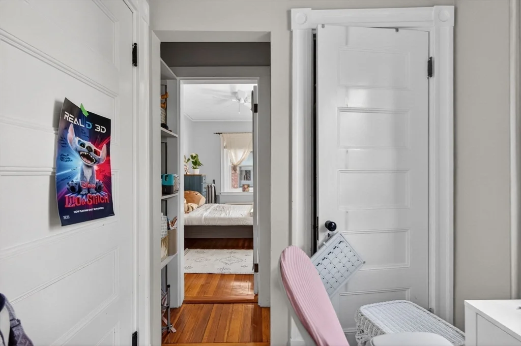 3 bed, 1 bath apartment for rent at 17 Park Vale Unit 4A, Coolidge Corner — photo 18 of 24