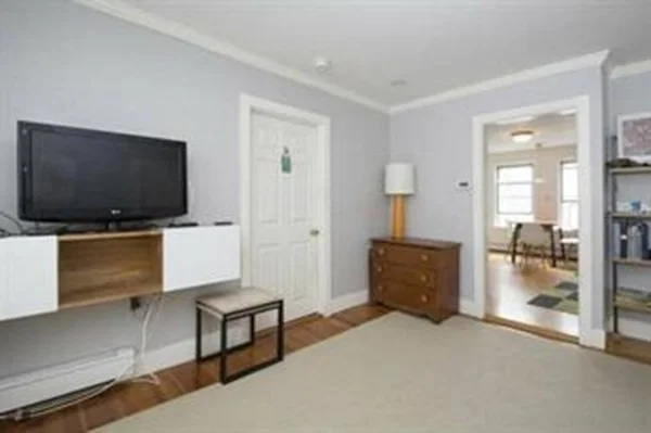 2 bed, 1 bath apartment for rent at 17 Pearson Ave Unit 3, Davis Square — photo 2 of 8