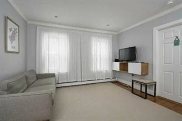 2 bed, 1 bath apartment for rent at 17 Pearson Ave Unit 3, Davis Square — photo 1 of 8