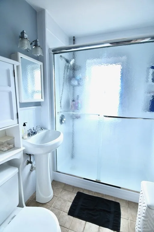 2 bed, 1 bath apartment for rent at 17 Pembroke St Unit 1, Quincy — photo 12 of 18