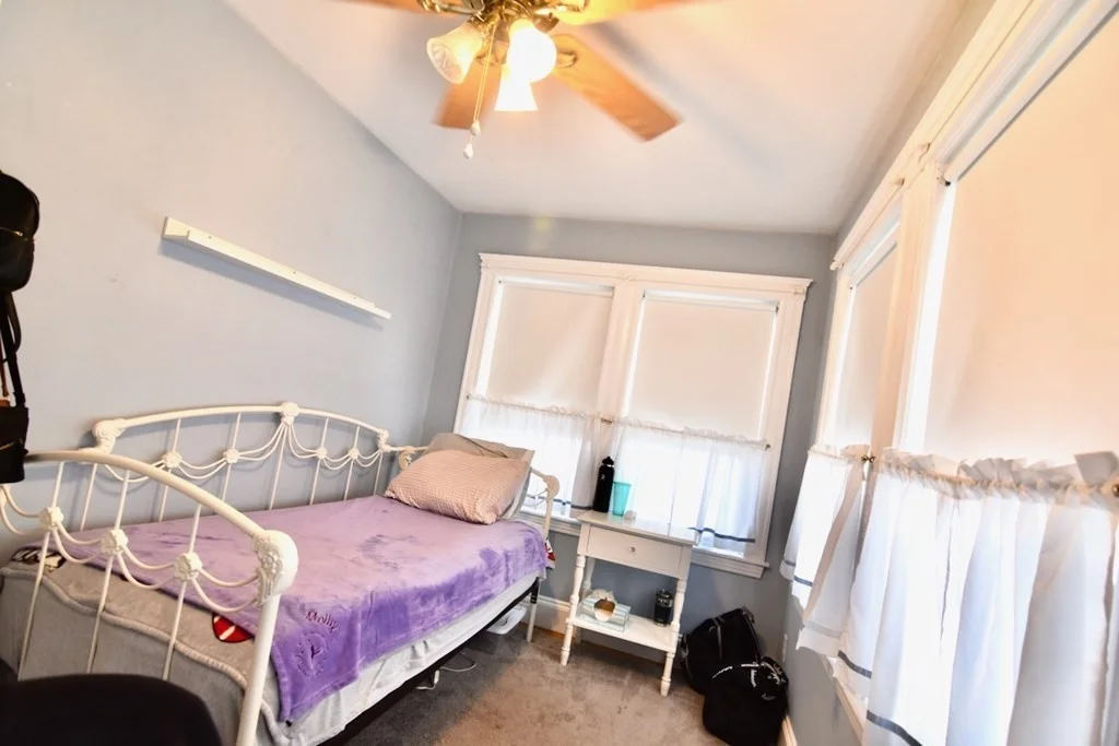 2 bed, 1 bath apartment for rent at 17 Pembroke St Unit 1, Quincy — photo 10 of 18