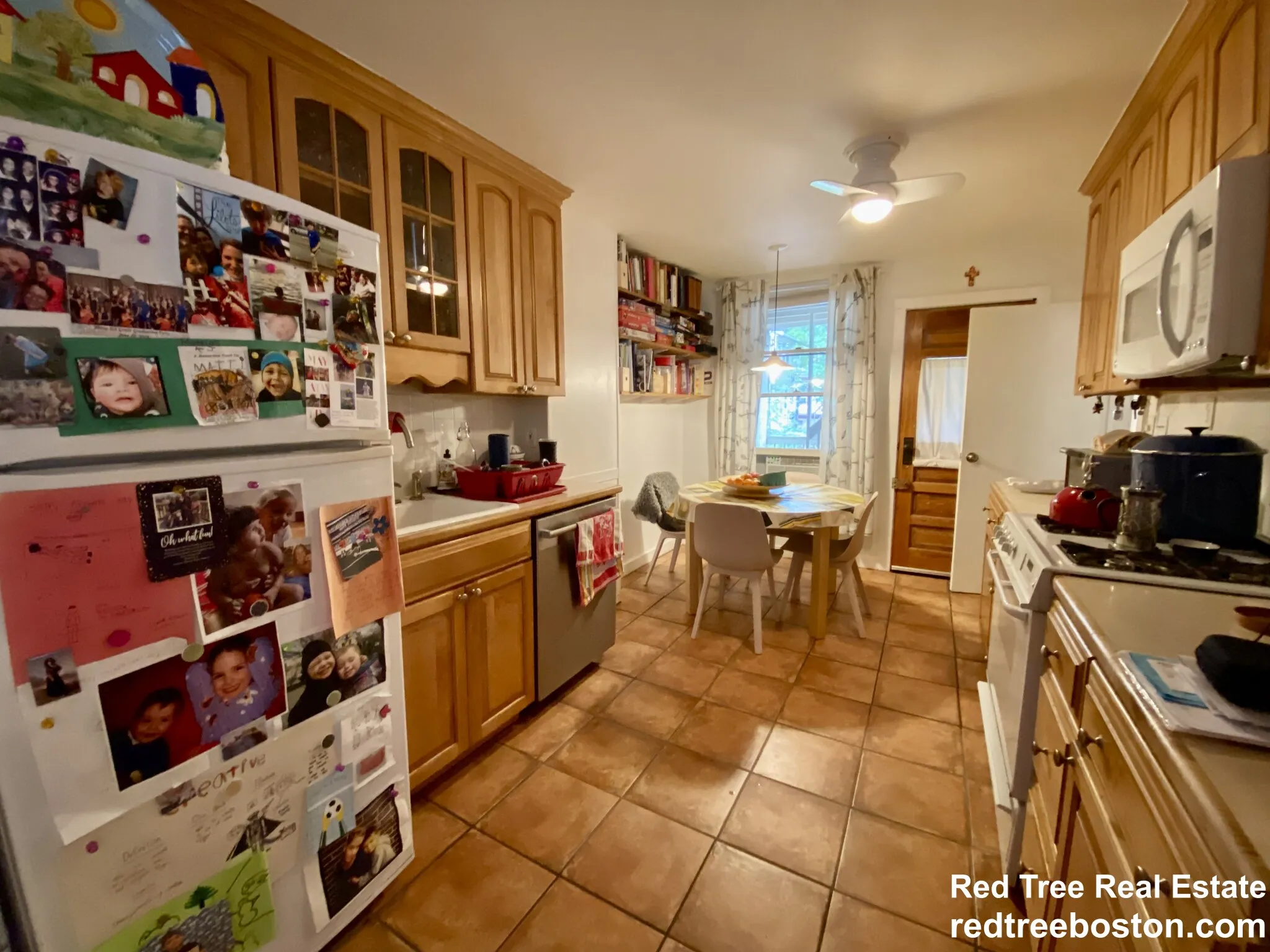 2.5 bed, 1 bath apartment for rent at 17 Perry St Unit 2, Central Village — photo 7 of 16
