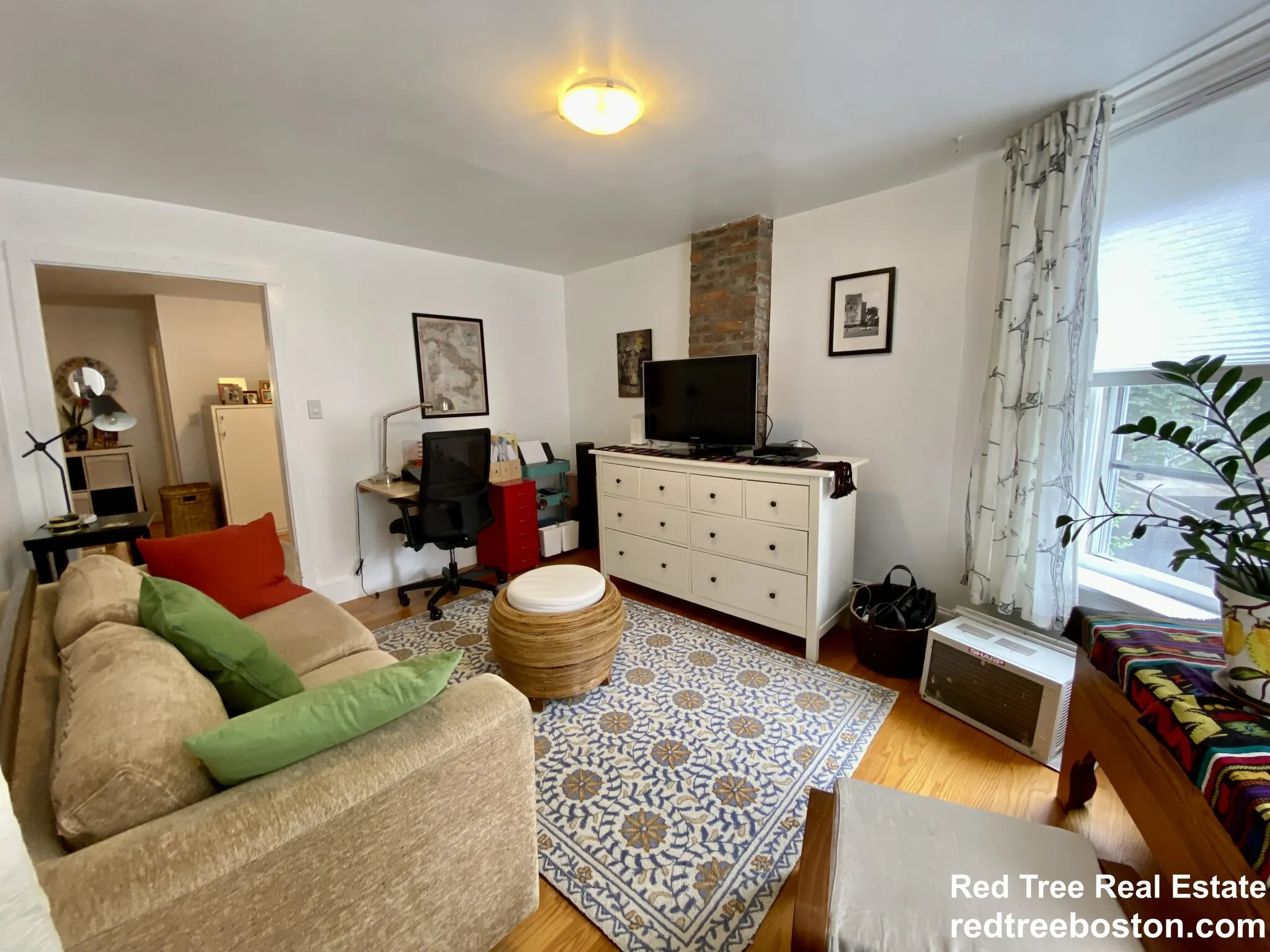 2.5 bed, 1 bath apartment for rent at 17 Perry St Unit 2, Central Village — photo 3 of 16