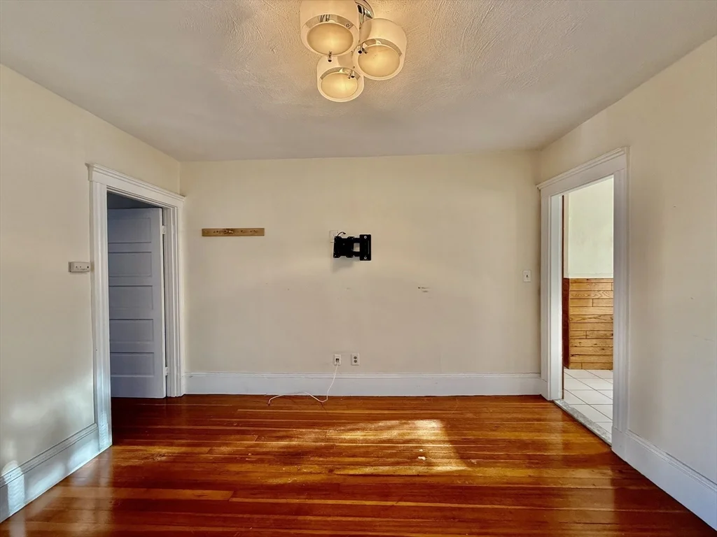 1 bed, 1 bath apartment for rent at 17 Pierce St Unit 17, Quincy — photo 3 of 16