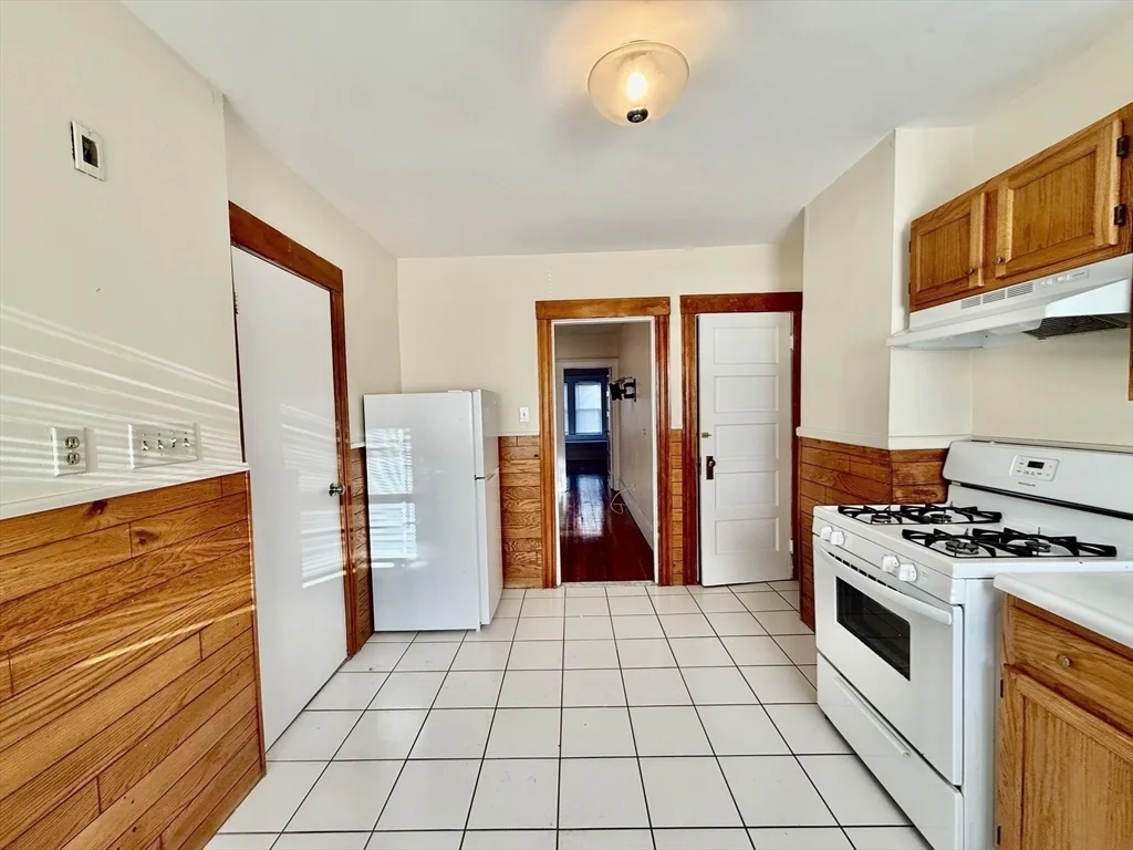 1 bed, 1 bath apartment for rent at 17 Pierce St Unit 17, Quincy — photo 11 of 16