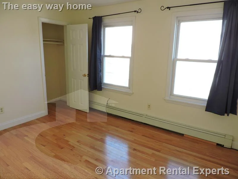 2 bed, 1 bath apartment for rent at 17 Pine St Unit 1, Central Square — photo 1 of 8