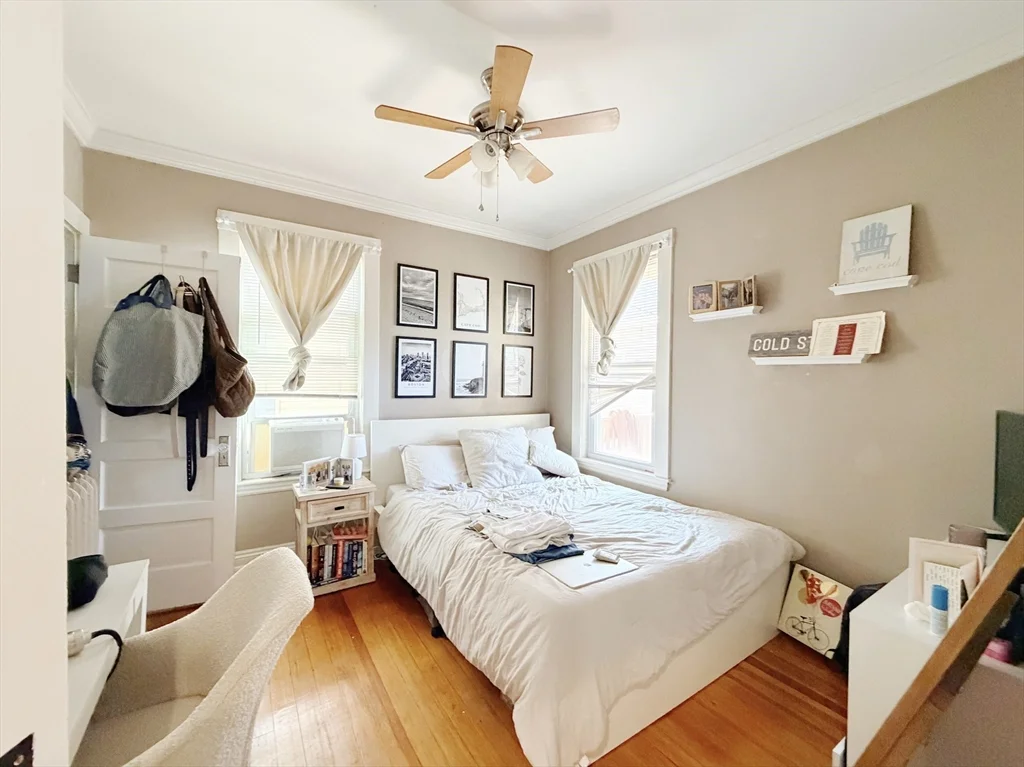 4 bed, 1 bath apartment for rent at 17 Pleasant St Unit 2, Dorchester — photo 10 of 13