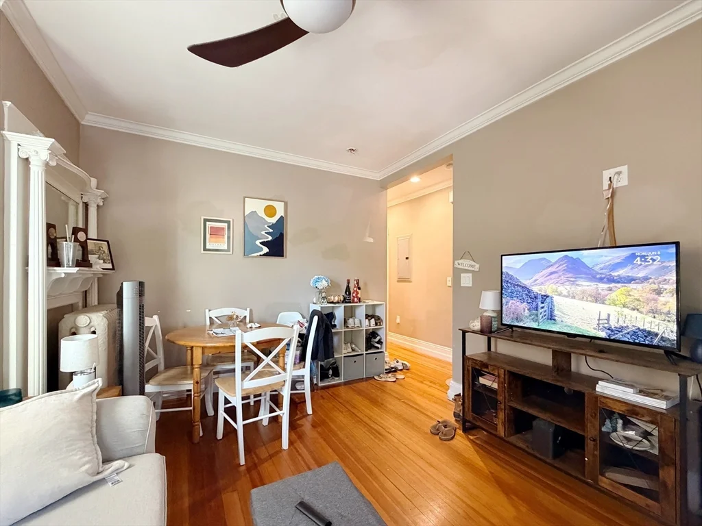 4 bed, 1 bath apartment for rent at 17 Pleasant St Unit 2, Dorchester — photo 5 of 13