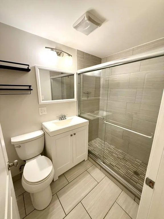 3 bed, 2 bath apartment for rent at 17 Plymouth St Unit 1, Kendall Square — photo 8 of 9