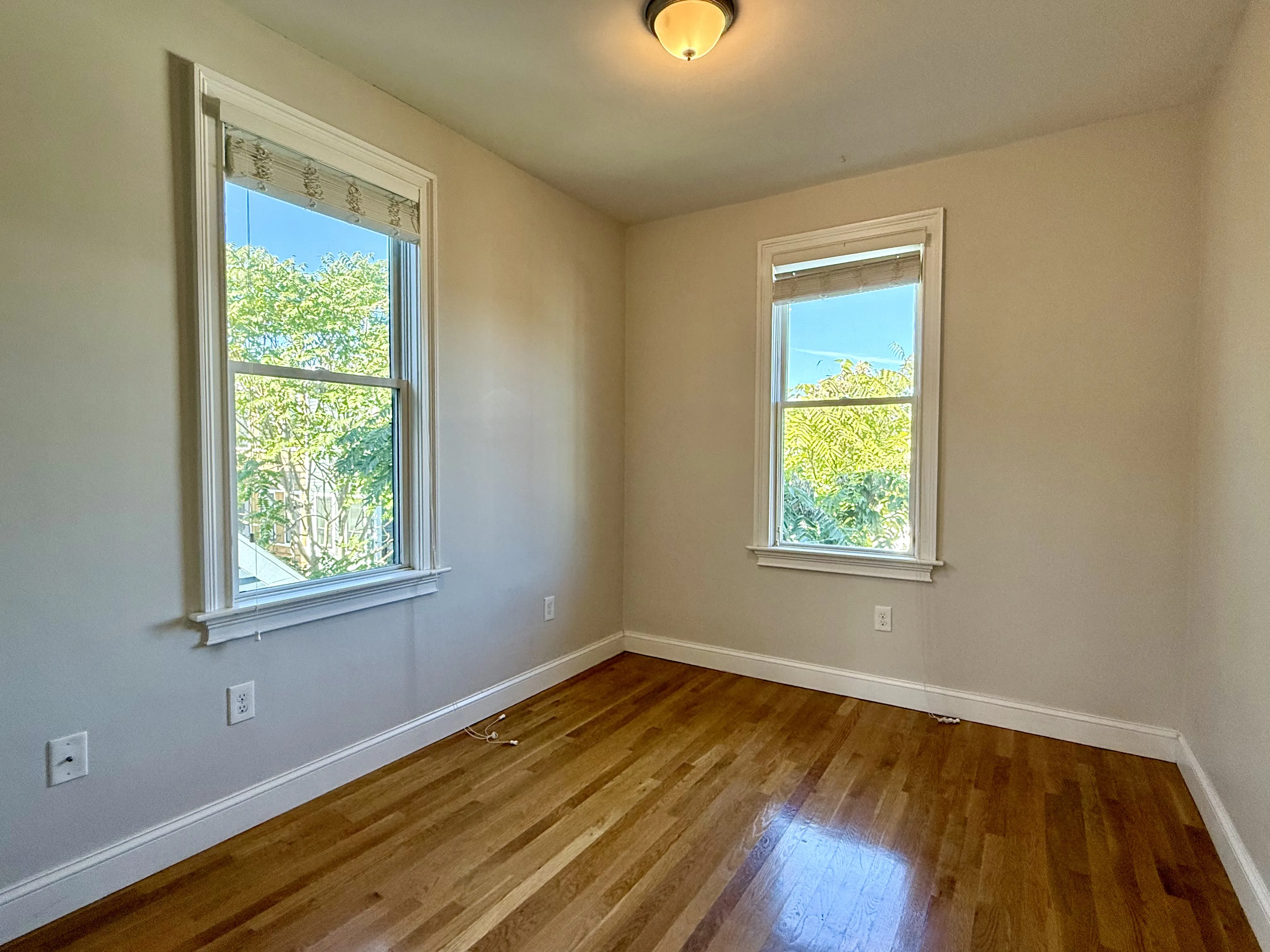 2 bed, 1 bath apartment for rent at 17 Plymouth St Unit 3A, Wellington-Harrington — photo 13 of 17