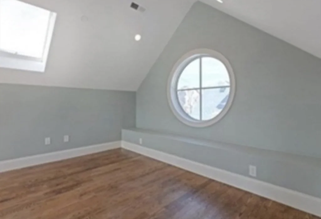 4 bed, 3 bath apartment for rent at 17 Porter St Unit 1, Spring Hill — photo 13 of 15